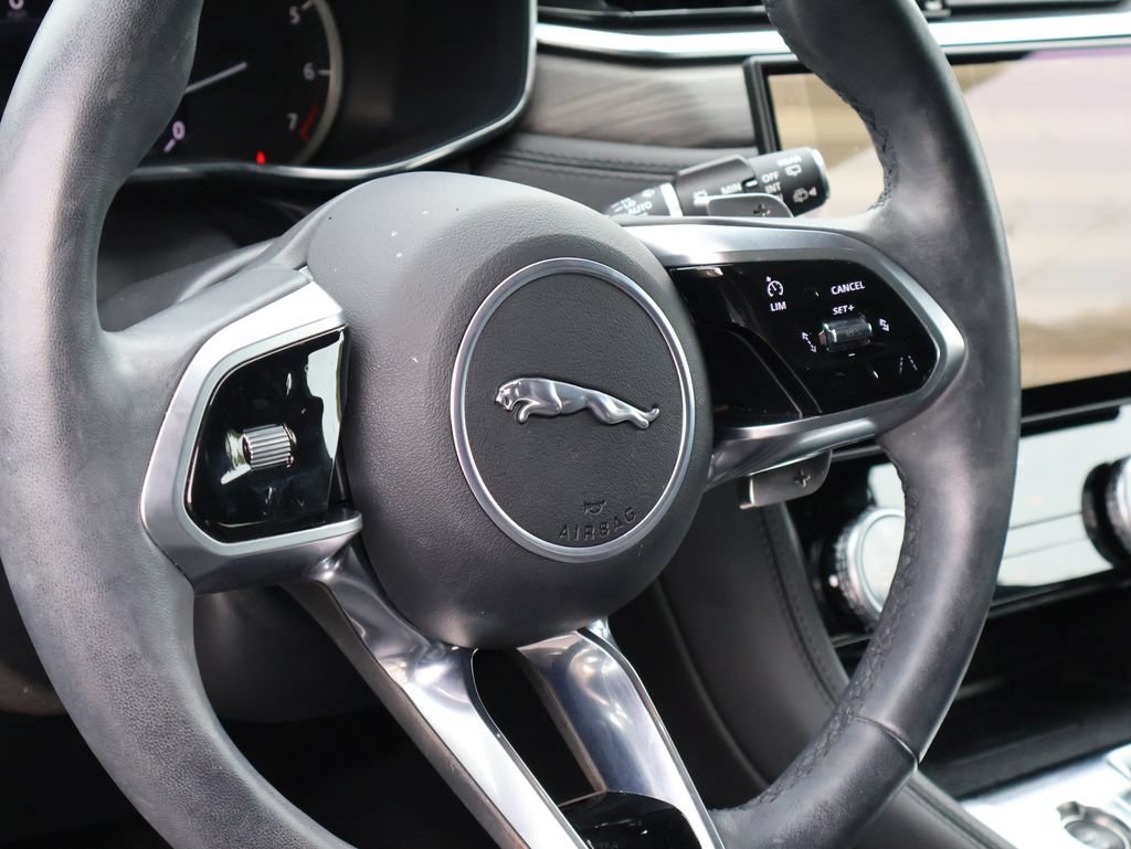 Used 2023 Jaguar F-PACE S AWD/4WD image 19