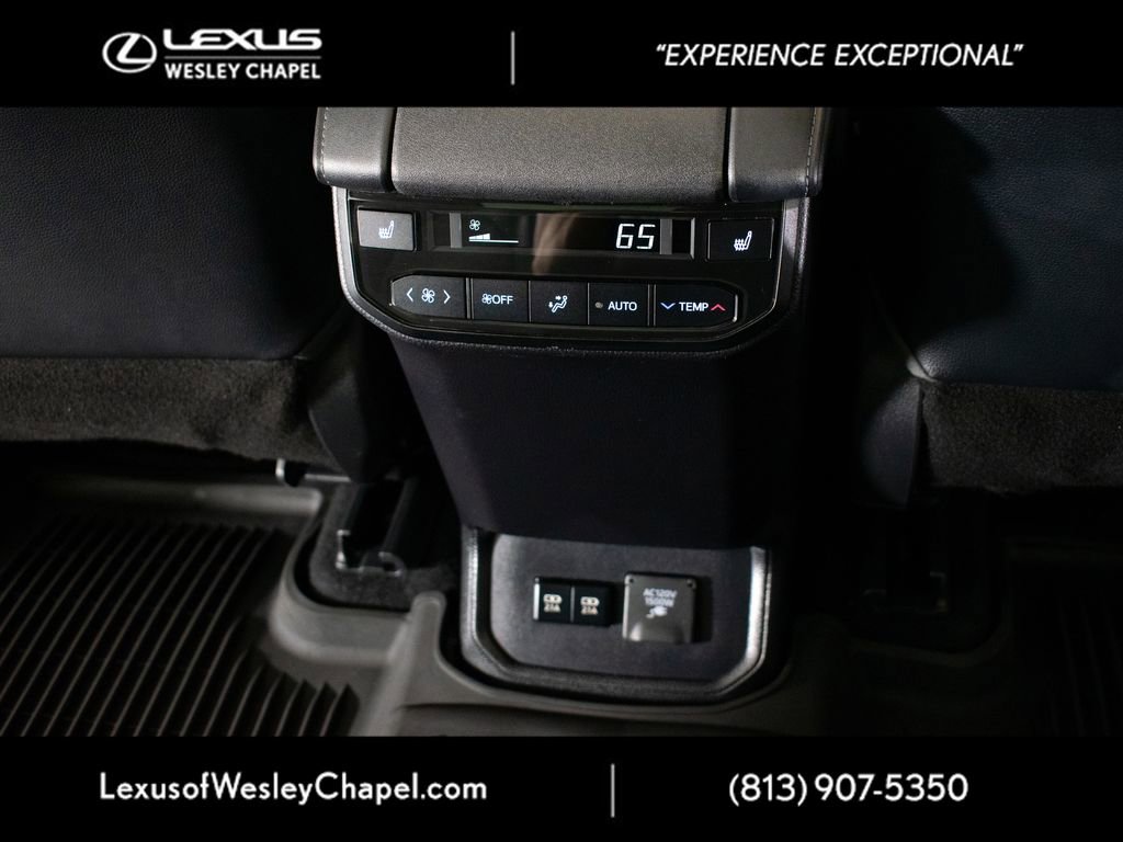 Used 2020 Toyota Highlander Platinum image 23