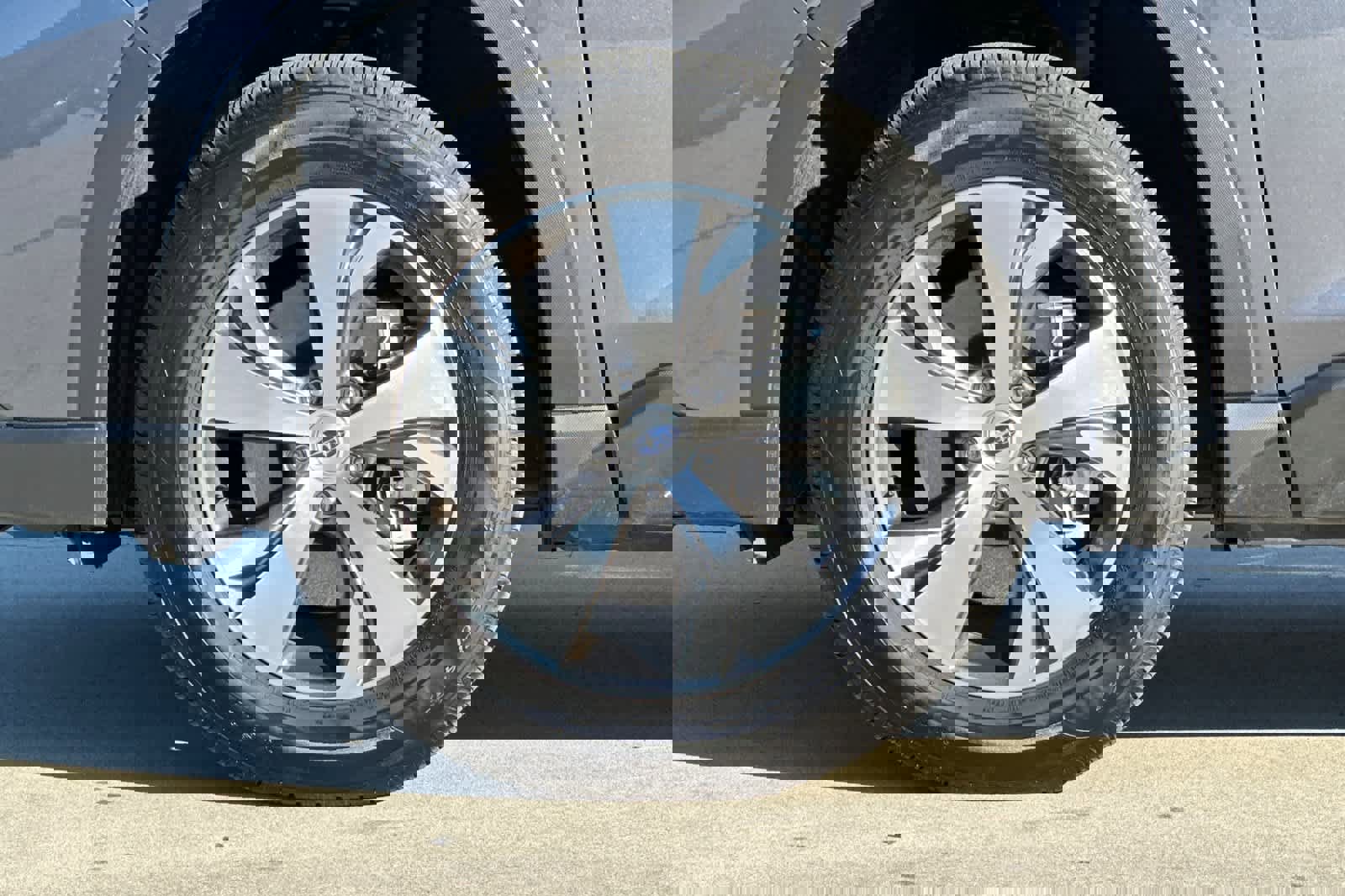 Used 2025 Subaru Ascent Premium w/ Premium Package image 26