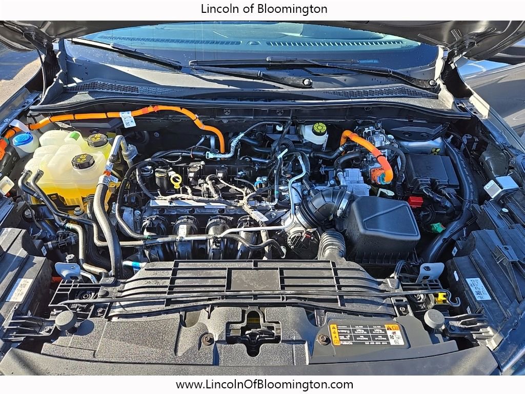 Used 2025 Ford Escape Platinum w/ Premium Technology Package image 55