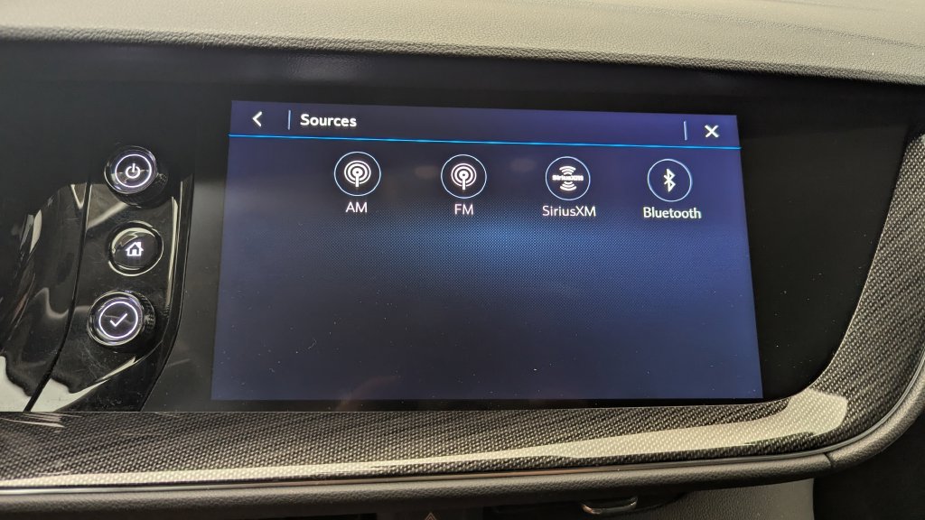 Used 2021 Buick Envision Essence FWD image 15