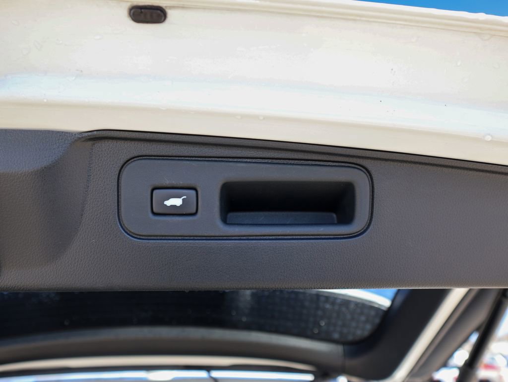 Used 2023 Honda Passport EX-L image 6