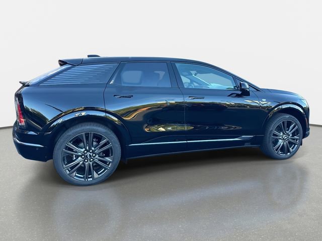 New 2025 Cadillac Optiq Sport 2 w/ LPO, Floor Liner Package image 7