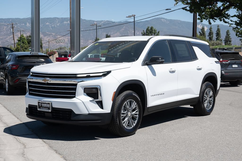 New 2027 Chevrolet Traverse LT AWD/4WD image 8