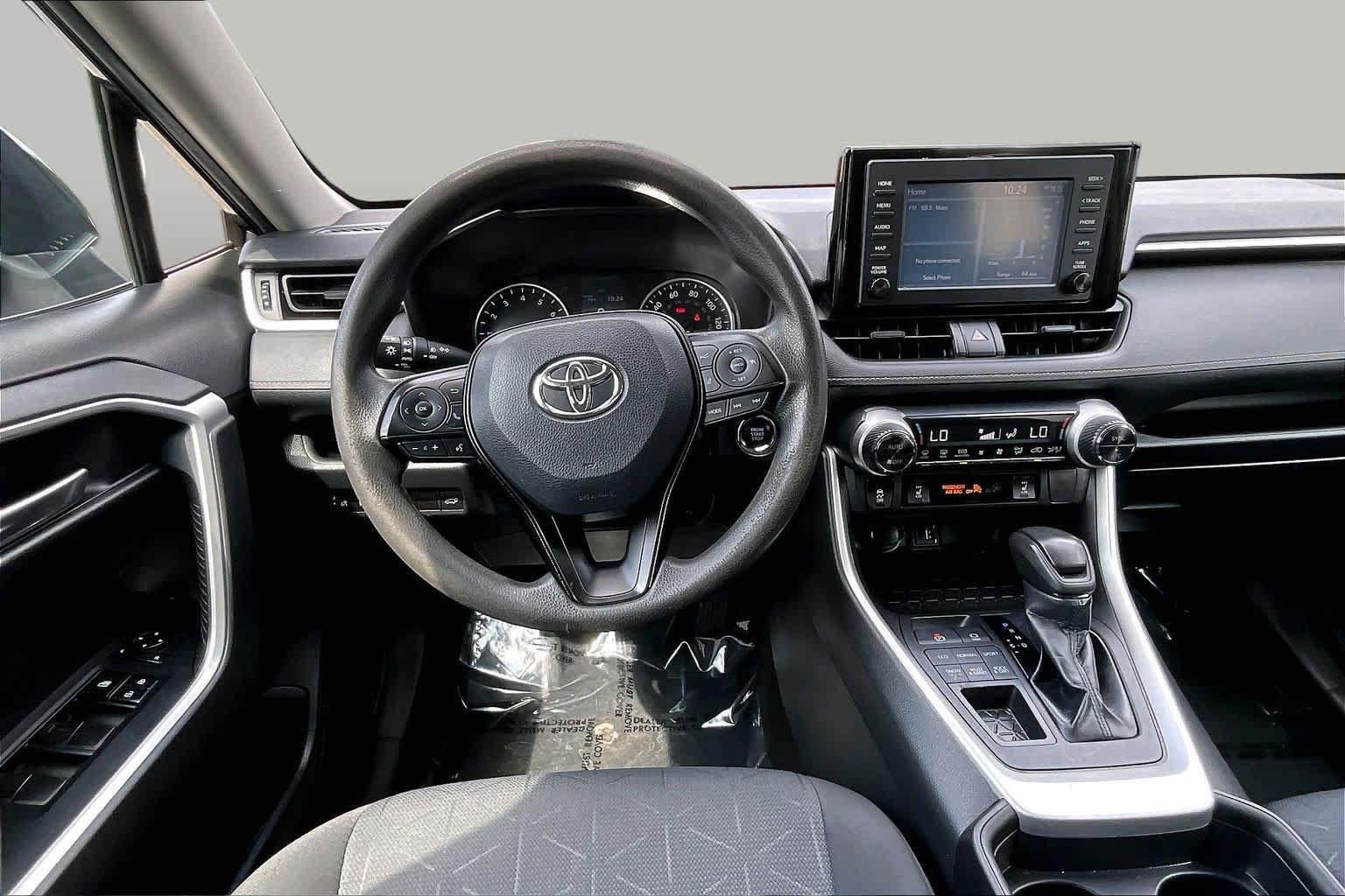 Used 2019 Toyota RAV4 XLE w/ Convenience Package AWD/4WD image 6