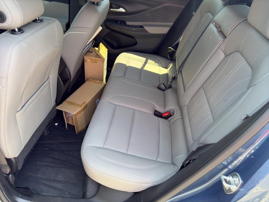 Used 2026 Buick Envista Avenir FWD image 4