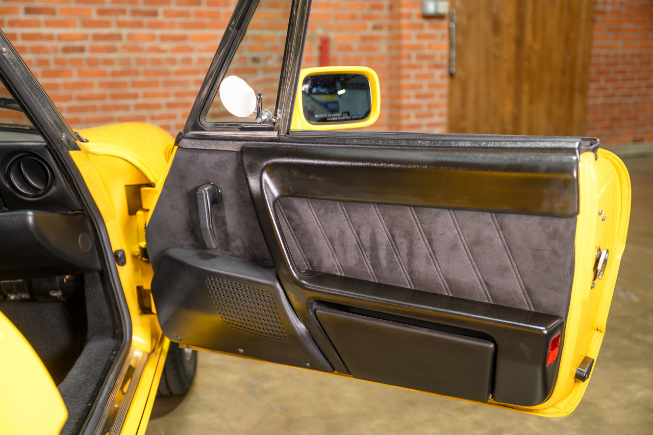 Used 1992 Alfa Romeo Spider Veloce image 40