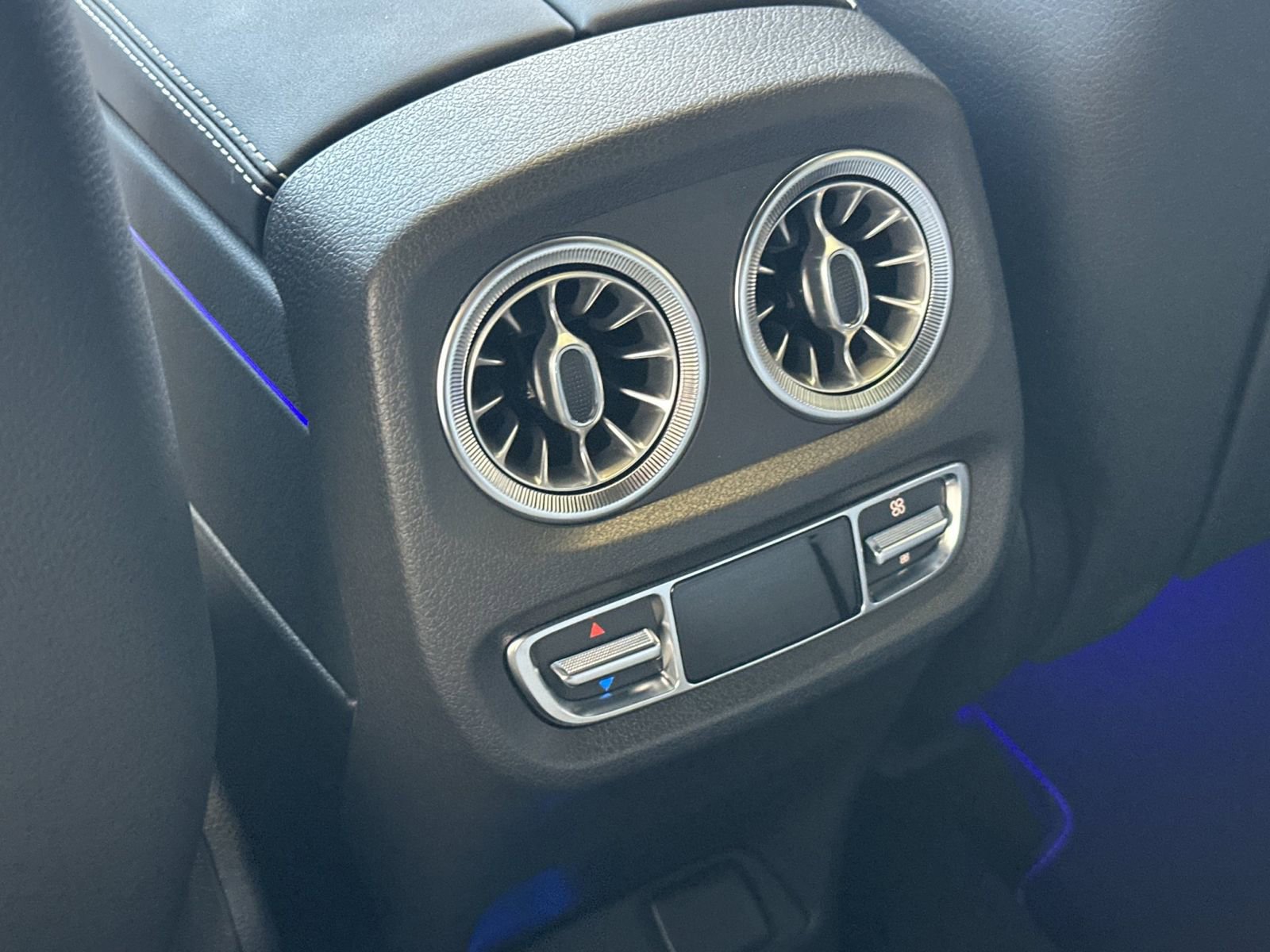New 2026 Mercedes-Benz G 63 AMG 4MATIC image 13