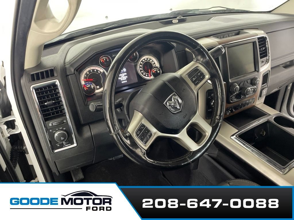 Used 2014 RAM 3500 Laramie w/ Convenience Group AWD/4WD image 9