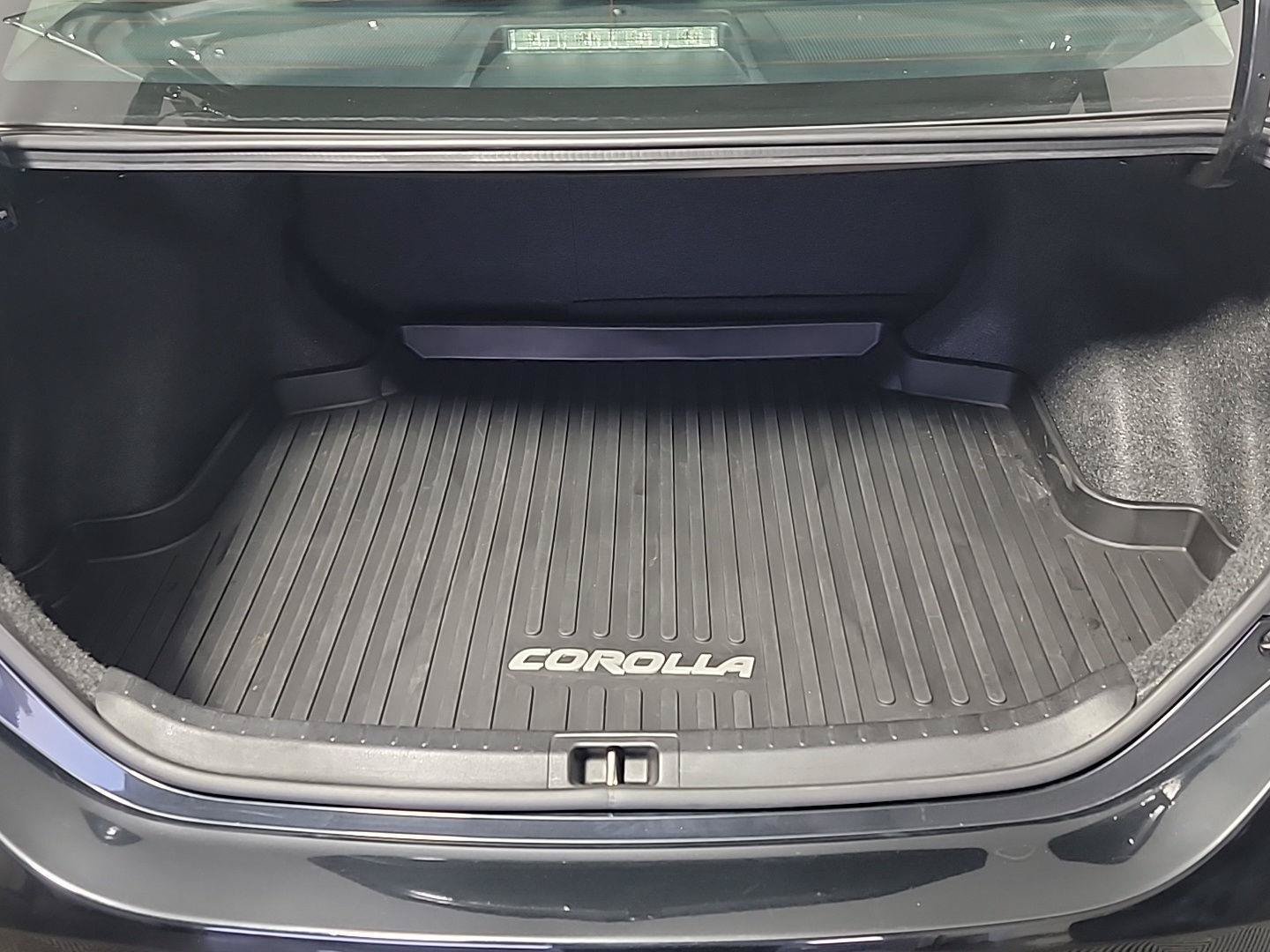Used 2019 Toyota Corolla LE FWD image 7