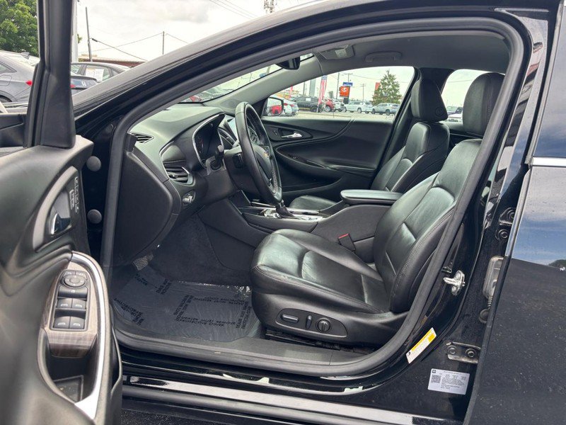 Used 2024 Chevrolet Malibu LT FWD image 8