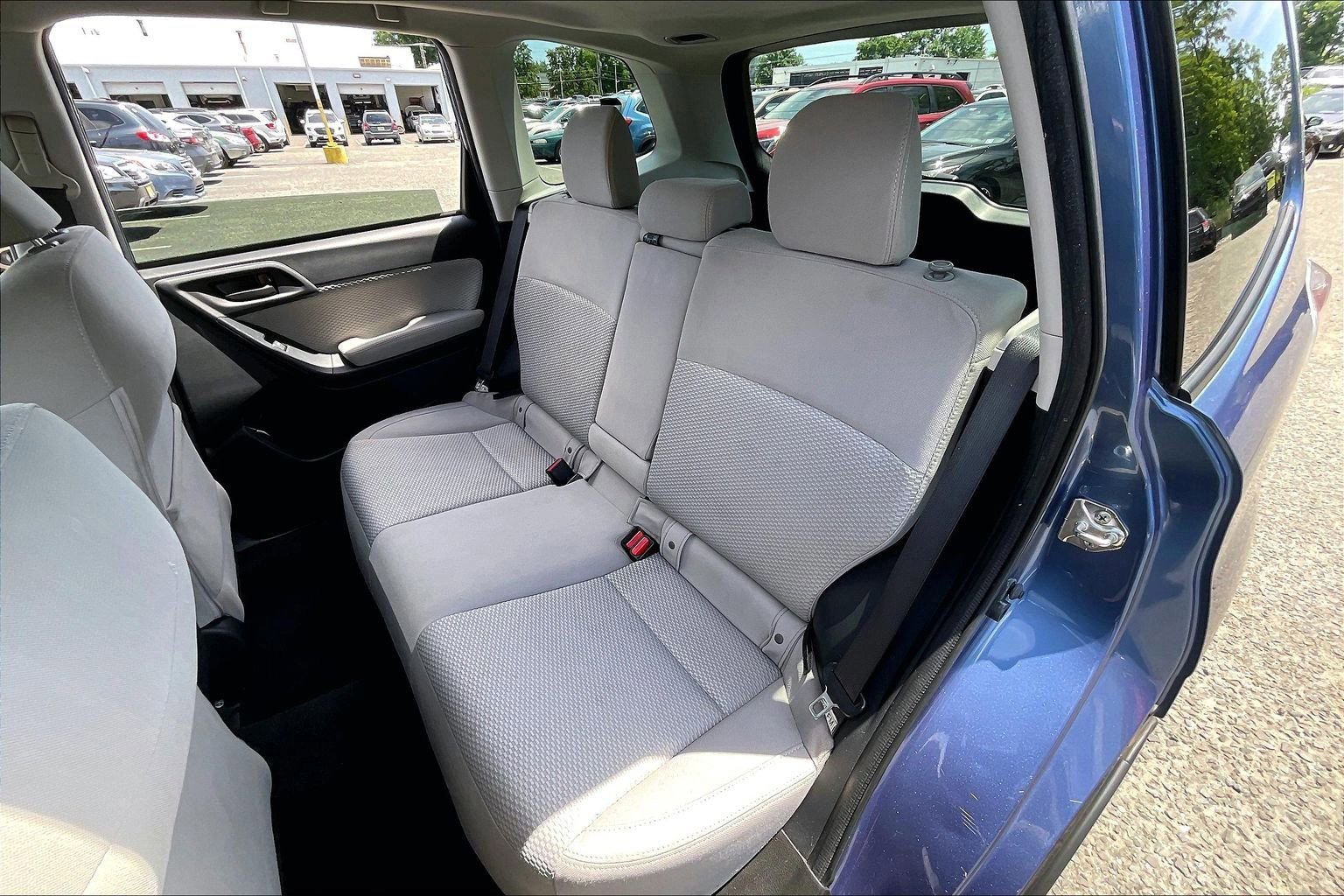 Used 2018 Subaru Forester 2.5i Premium AWD/4WD image 21