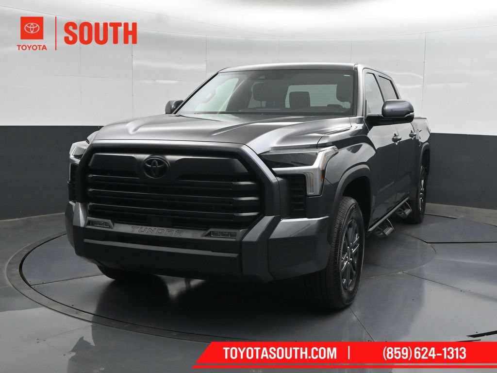 Used 2025 Toyota Tundra SR5 w/ SR5 Convenience Package AWD/4WD image 5