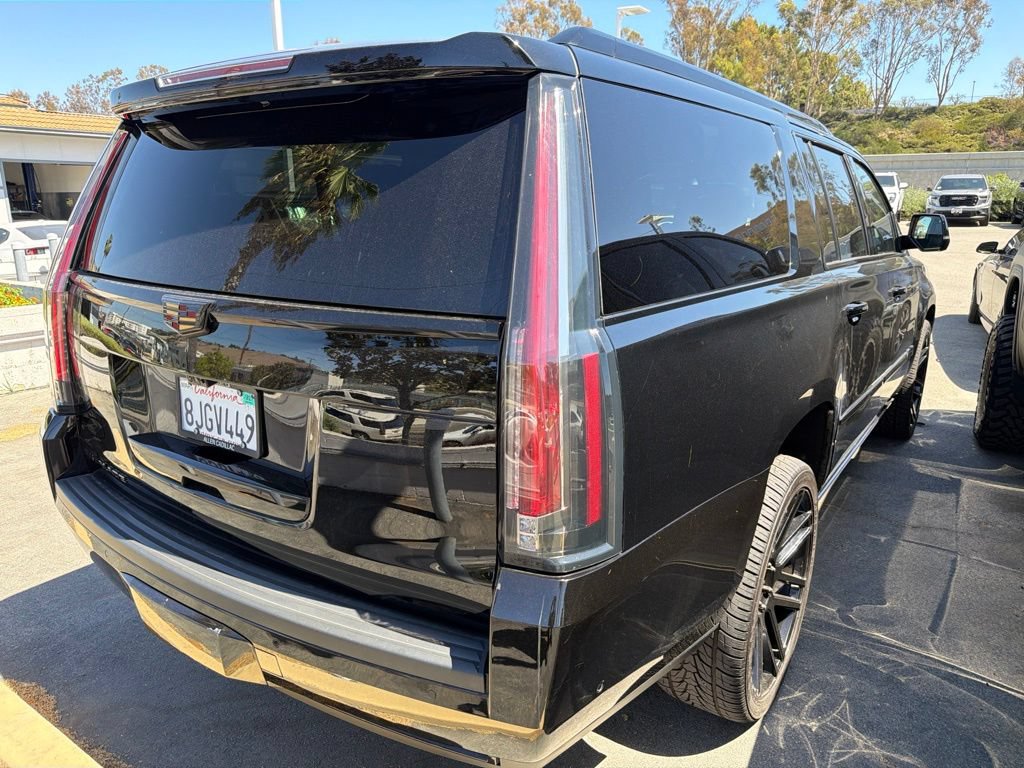 Used 2019 Cadillac Escalade ESV Premium Luxury AWD/4WD image 8