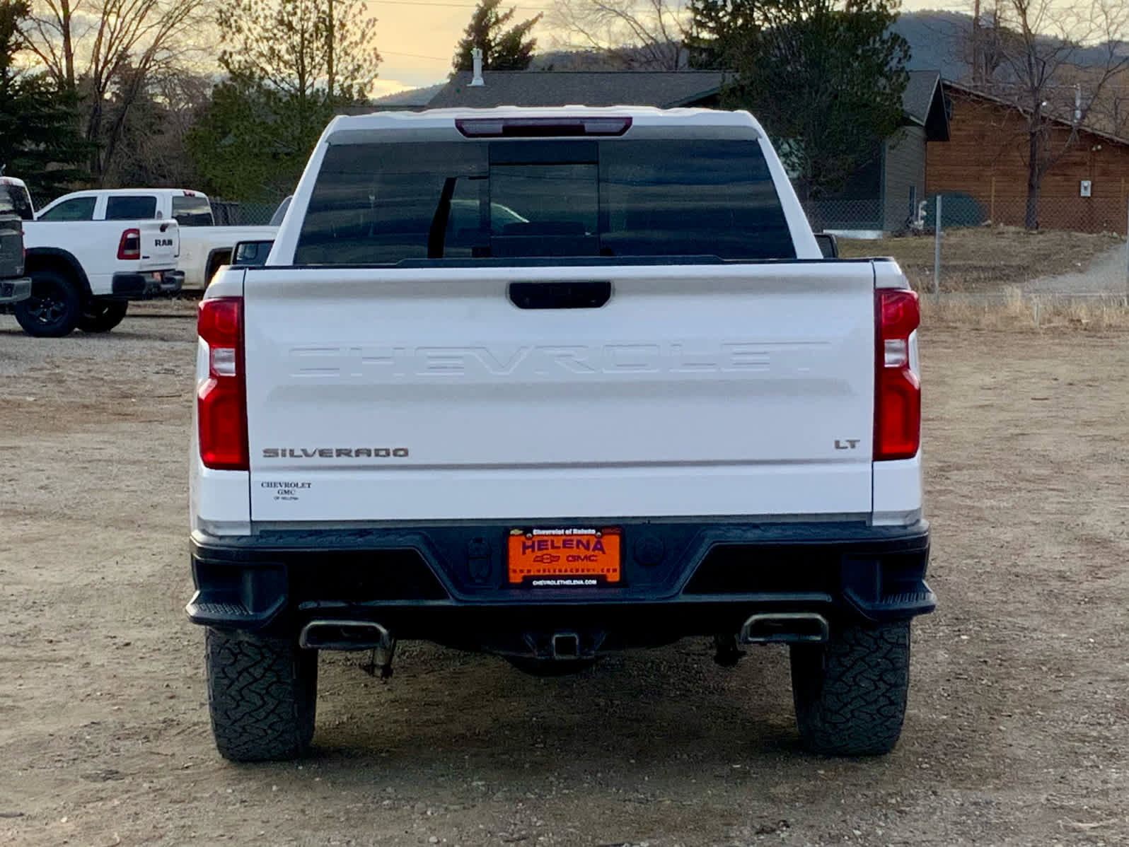 Used 2020 Chevrolet Silverado 1500 LT Trail Boss image 4