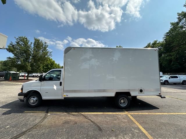 New 2025 Chevrolet Express 3500 w/ Power Convenience Package RWD image 8