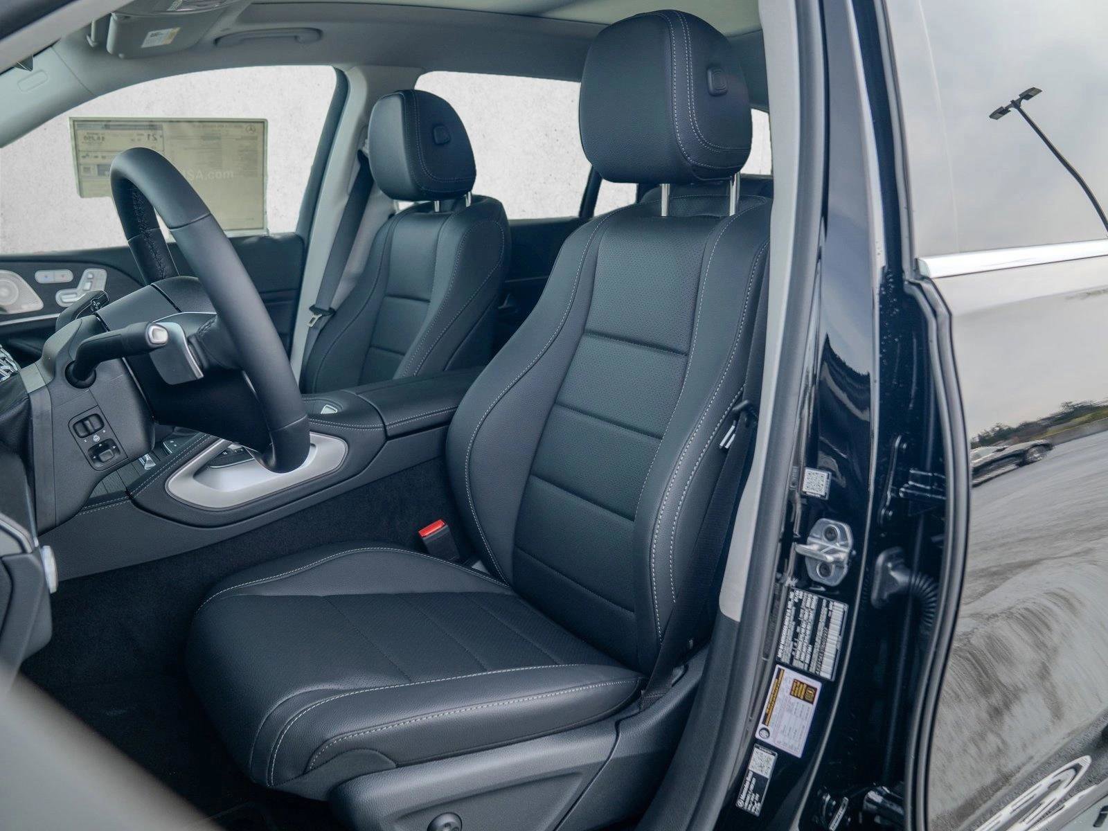 New 2026 Mercedes-Benz GLS 450 4MATIC image 17