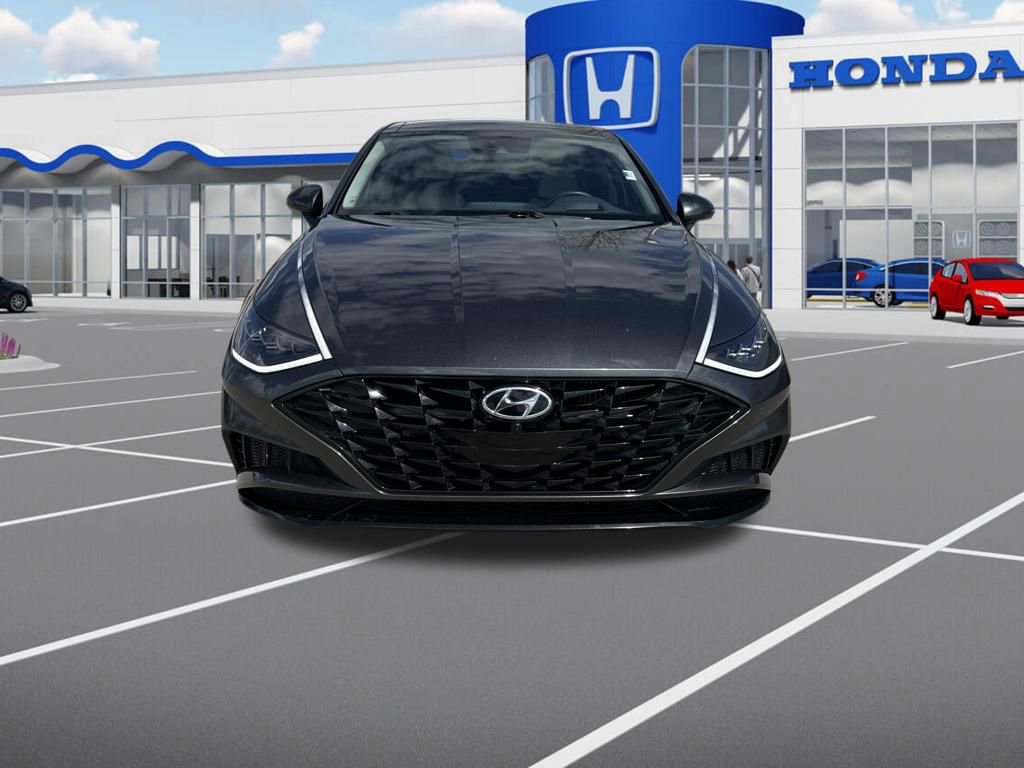 Used 2022 Hyundai Sonata Limited image 2