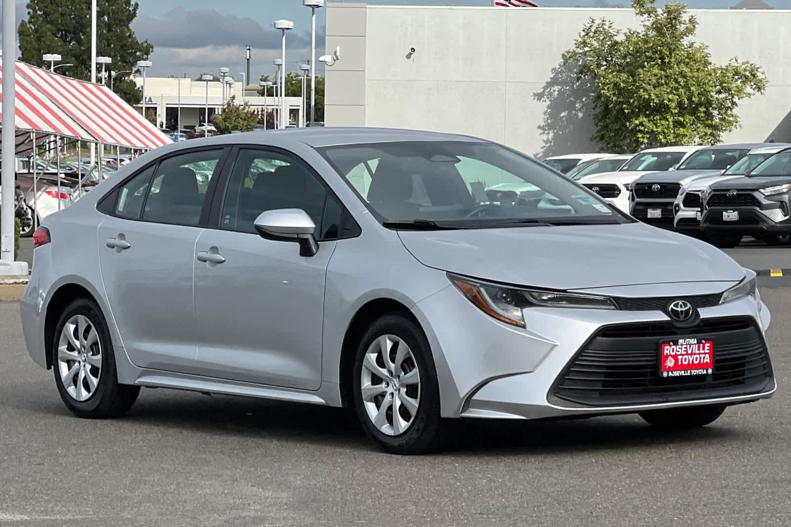Certified 2024 Toyota Corolla LE FWD image 5