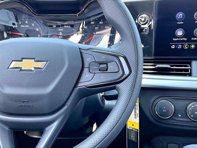 New 2026 Chevrolet Trax LS w/ LS Convenience Package FWD image 18
