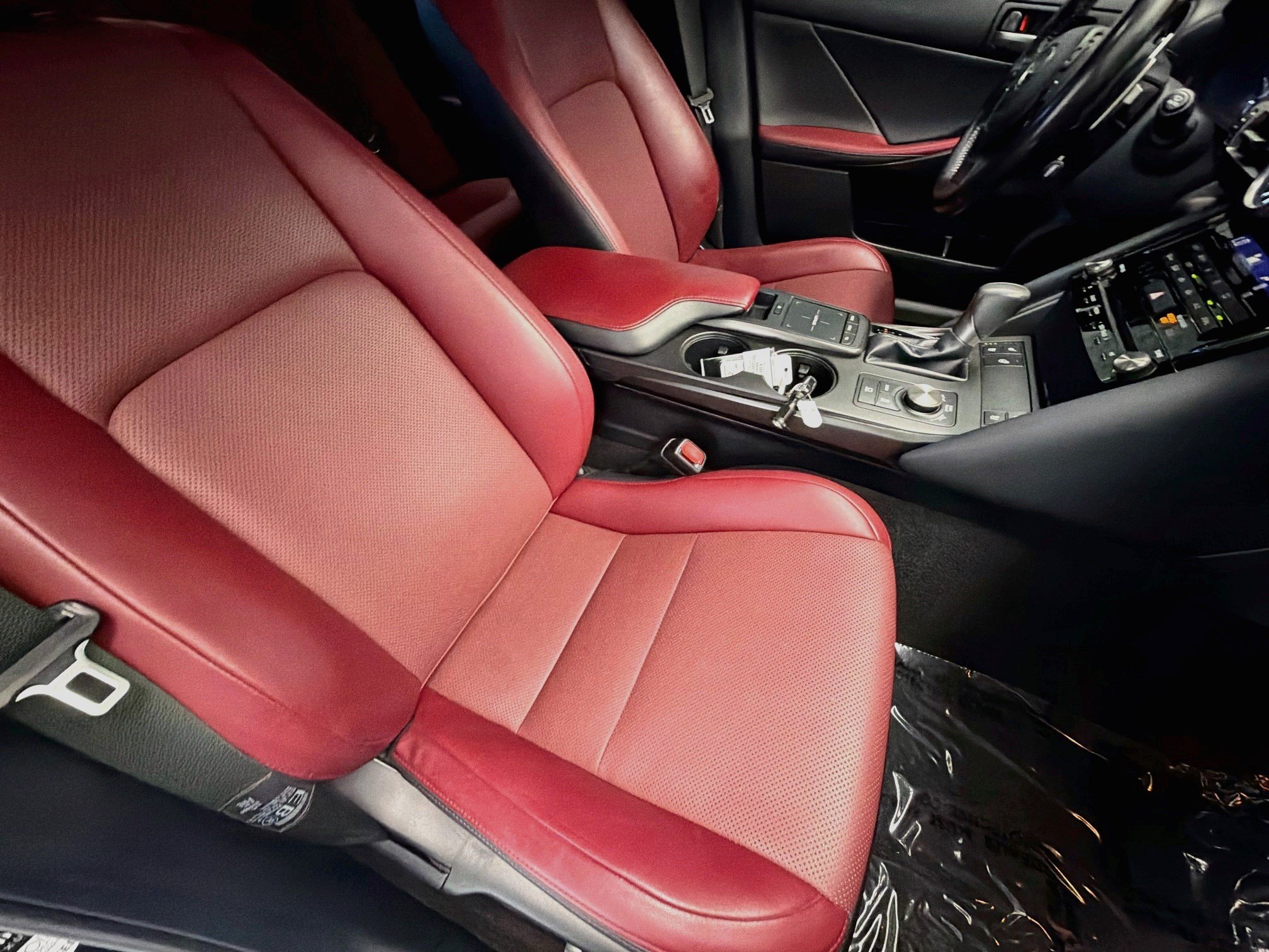 Used 2021 Lexus IS 300 w/ Comfort Package RWD image 15