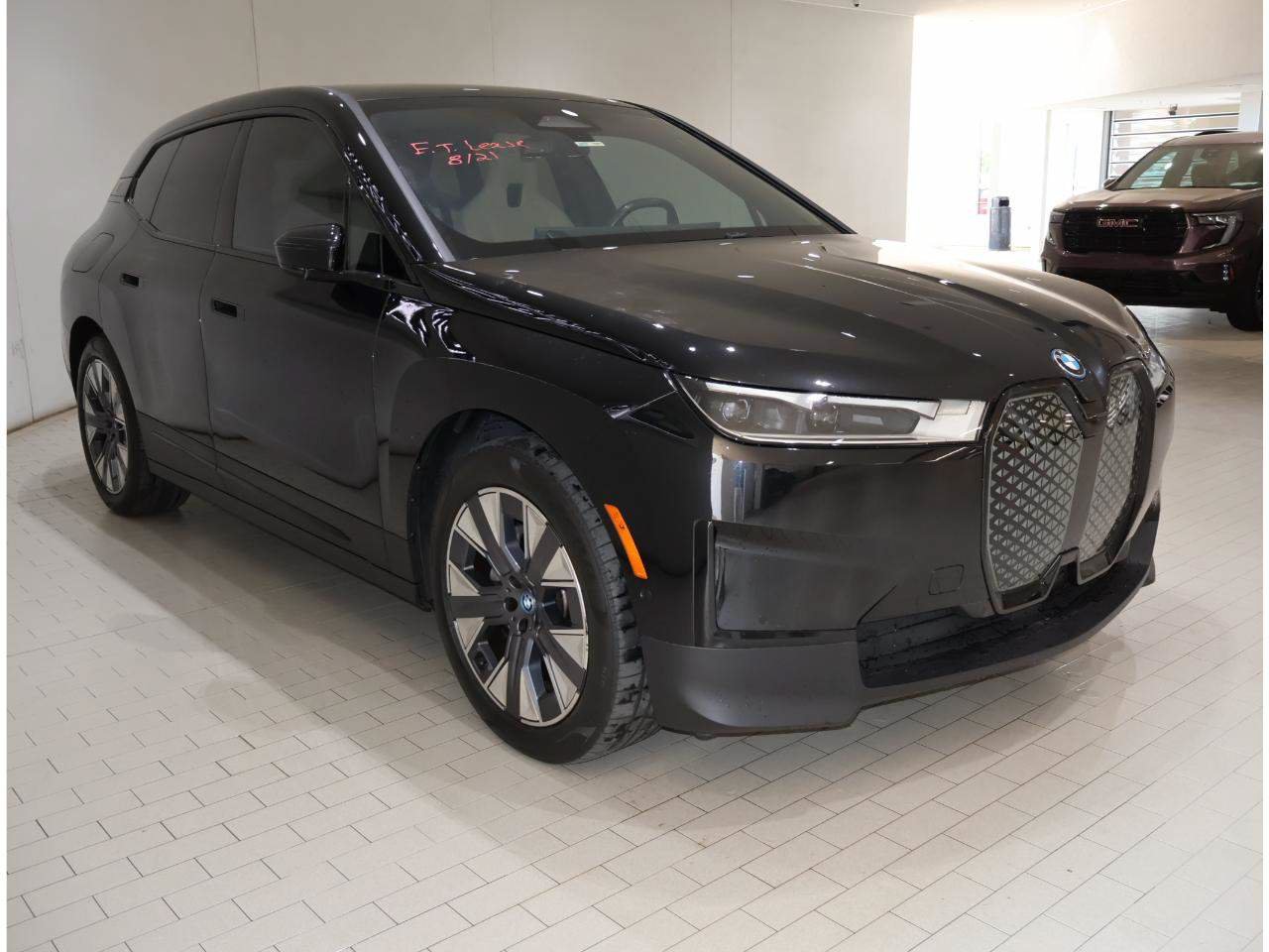 Certified 2024 BMW iX xDrive50 AWD/4WD image 7