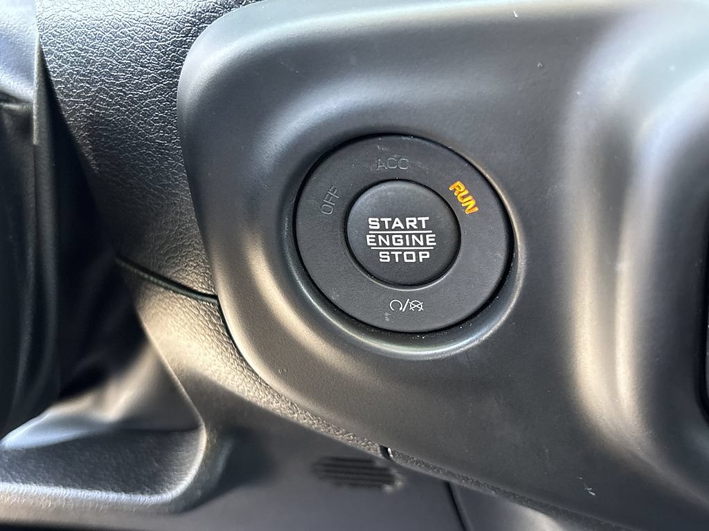 Used 2023 Jeep Wrangler Unlimited Sport AWD/4WD image 15