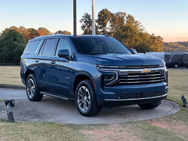 Used 2025 Chevrolet Tahoe LT w/ Comfort Package RWD image 9