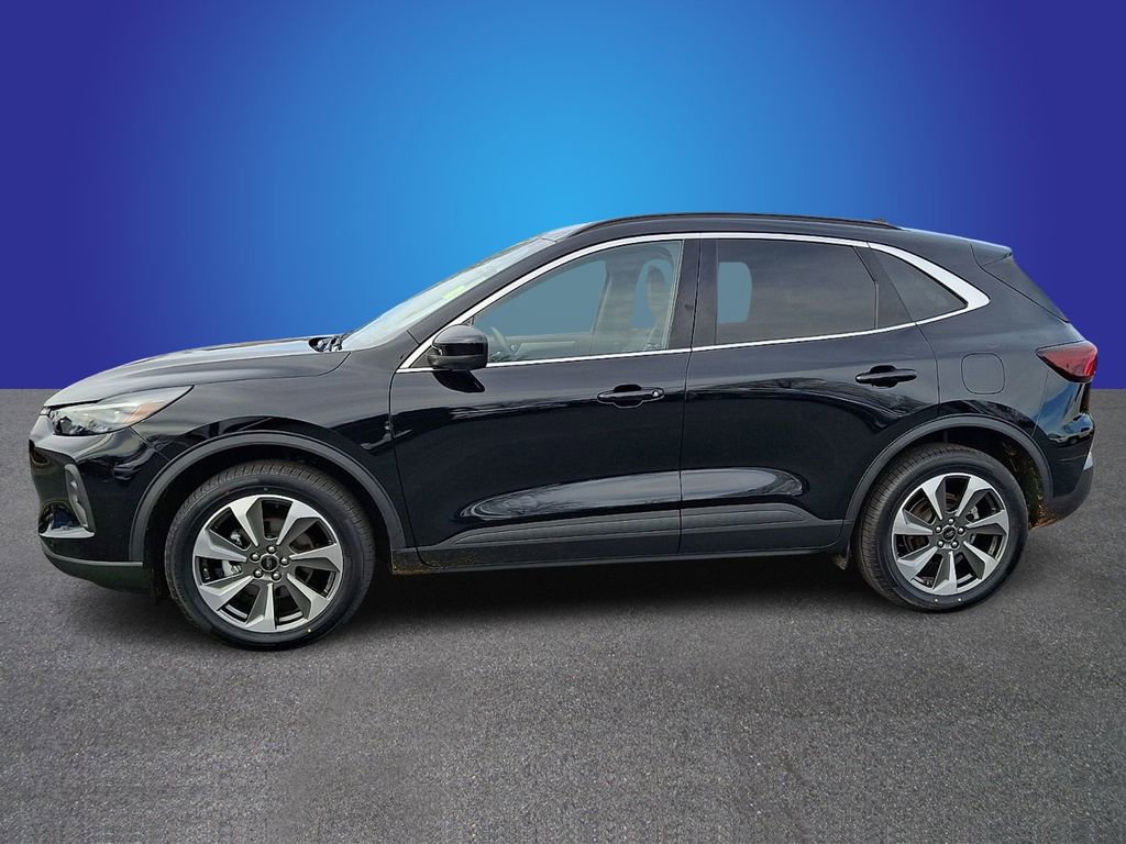 Used 2024 Ford Escape Platinum image 7