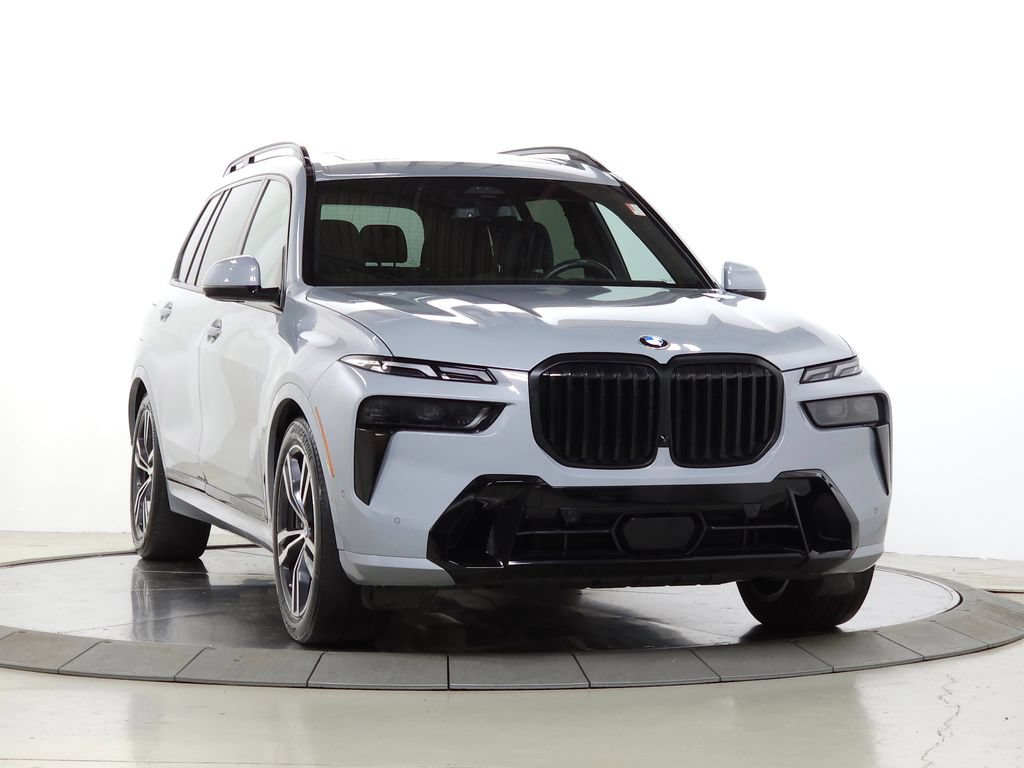 Used 2023 BMW X7 xDrive40i w/ M Sport Package AWD/4WD image 10