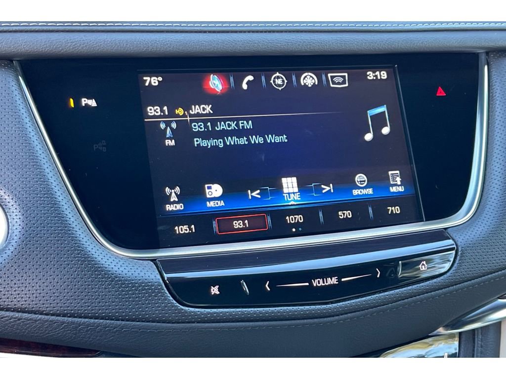 Used 2017 Cadillac XT5 Luxury w/ Driver Awareness Package image 27