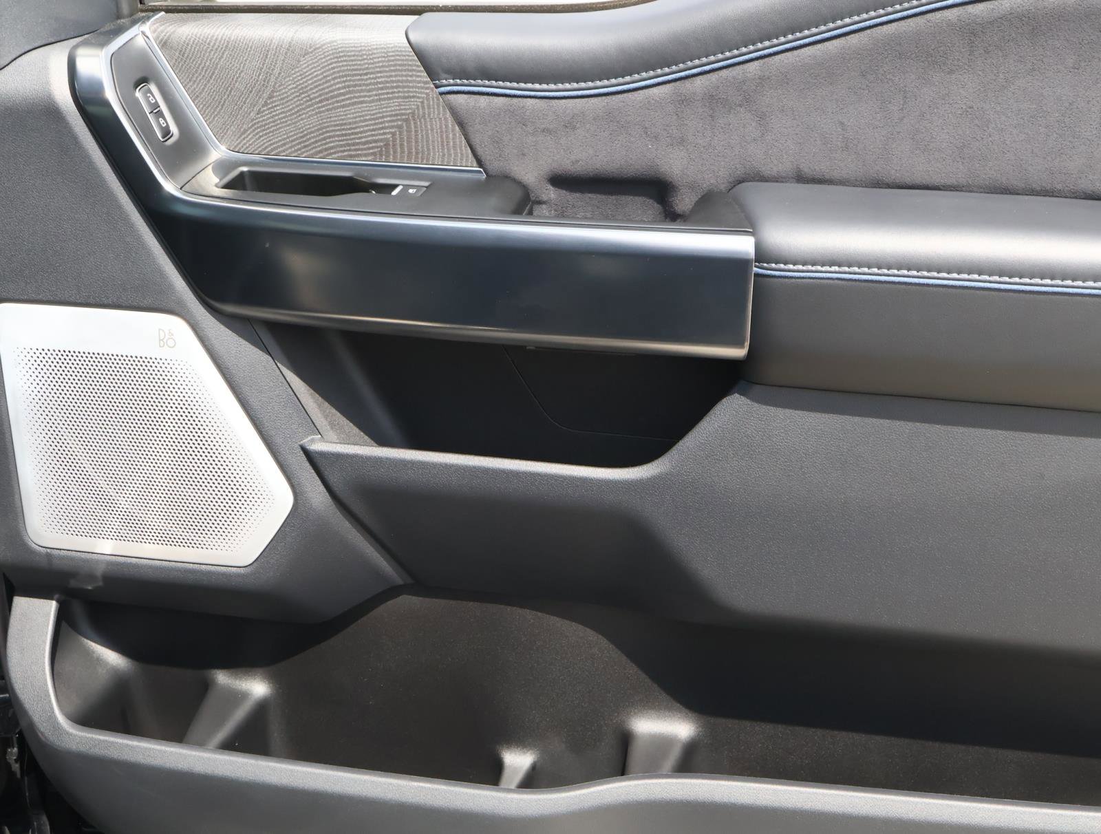 Used 2025 Ford F250 Platinum image 22