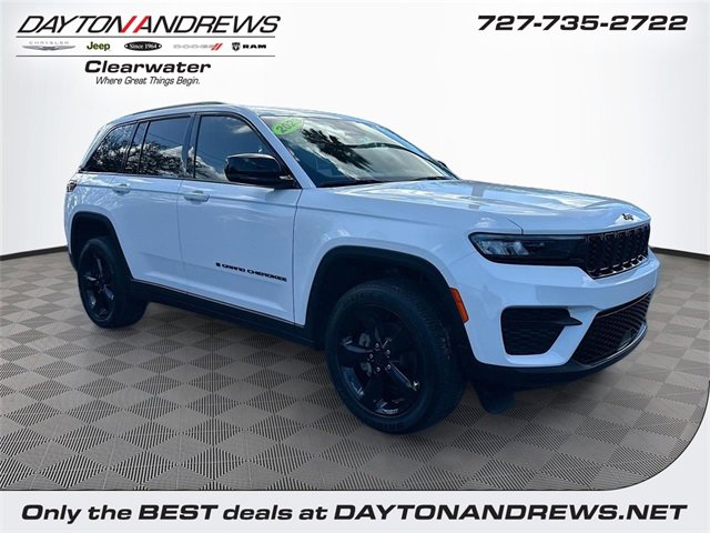 Certified 2023 Jeep Grand Cherokee Altitude image 1