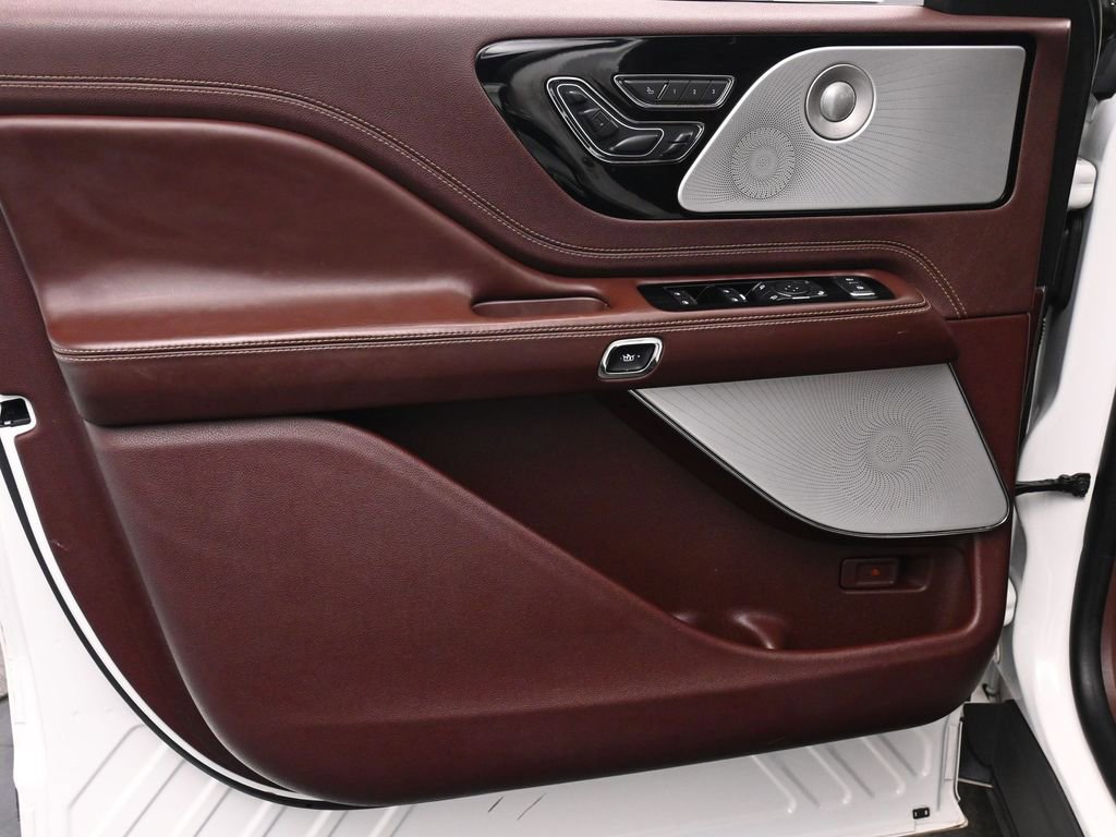 Used 2020 Lincoln Aviator Black Label w/ Dynamic Handling Package image 10