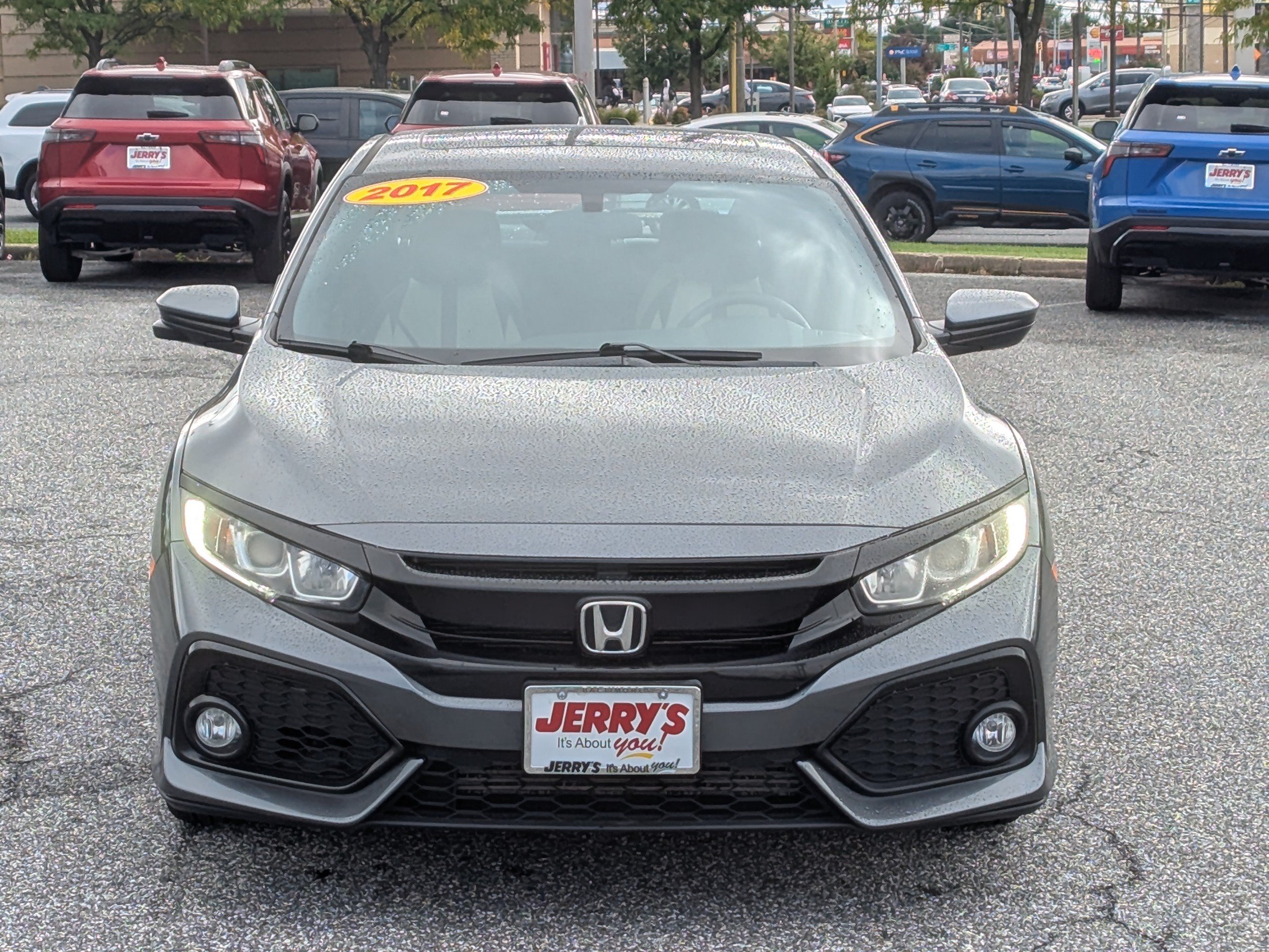 Used 2017 Honda Civic EX image 2
