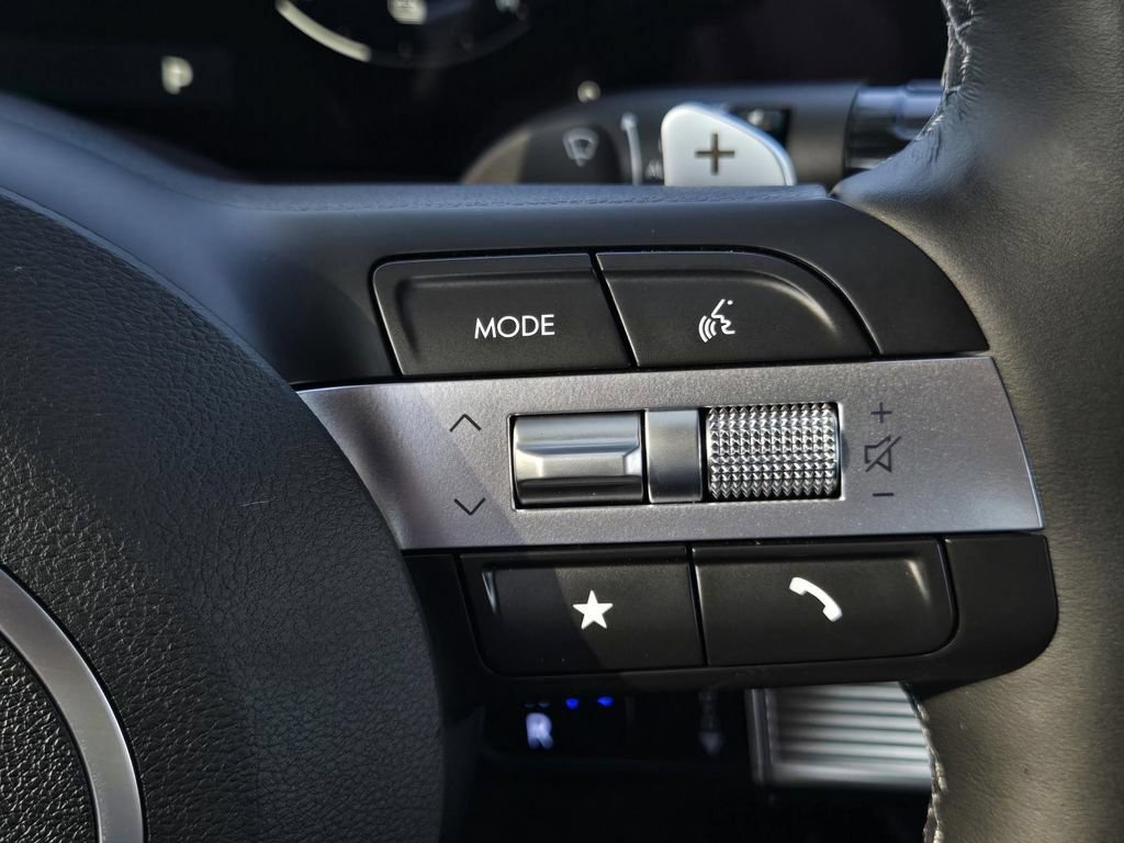 New 2025 Hyundai Sonata Limited FWD image 31