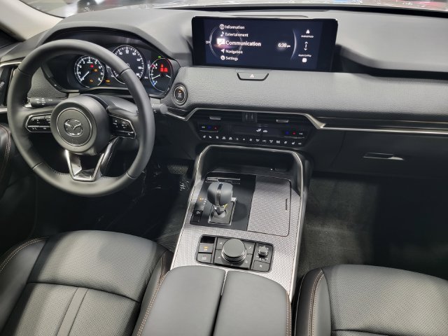 New 2026 MAZDA CX-90 3.3 Turbo w/ Preferred Package AWD/4WD image 27