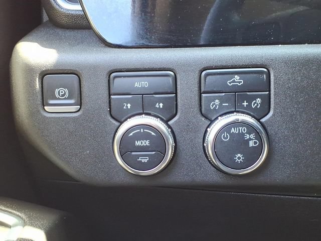 Used 2023 GMC Sierra 1500 SLE AWD/4WD image 16