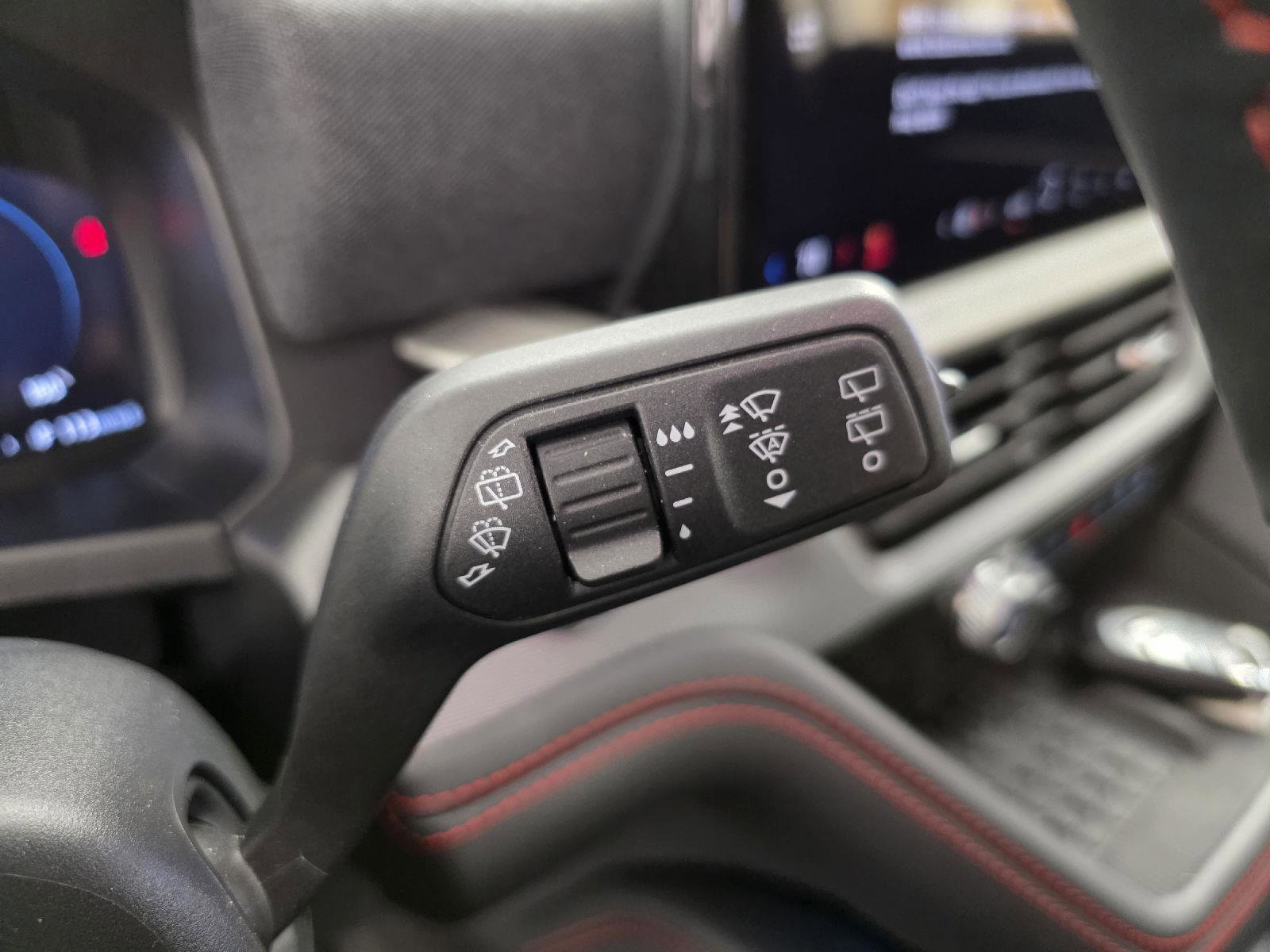 Used 2025 Ford Explorer ST w/ Sun And Sound Package AWD/4WD image 30