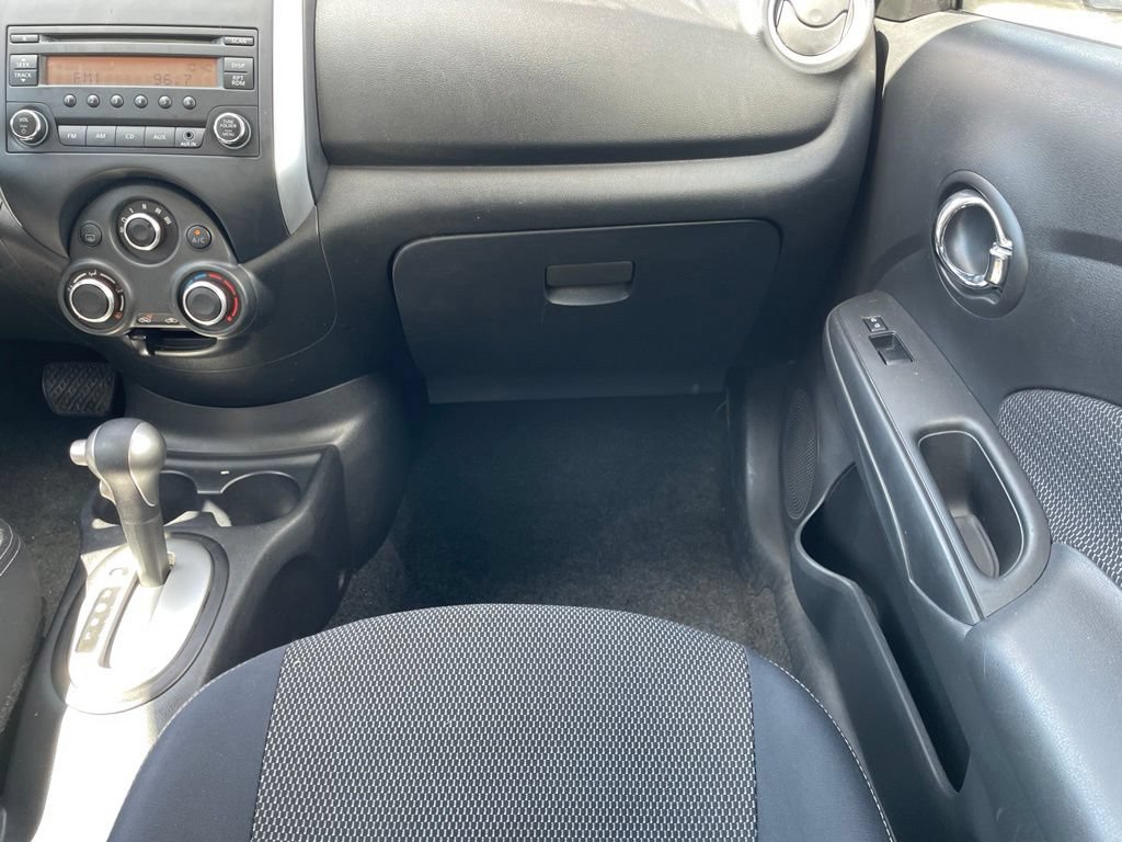 Used 2014 Nissan Versa SV w/ Convenience Package FWD image 23
