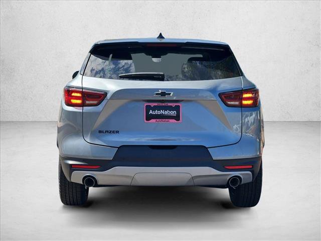 New 2026 Chevrolet Blazer LT w/ LPO, Black Grille Bar Package FWD image 8