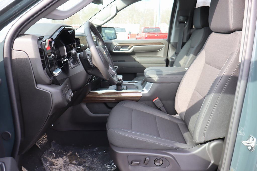 New 2026 Chevrolet Silverado 1500 LT w/ All Star Edition Plus image 5