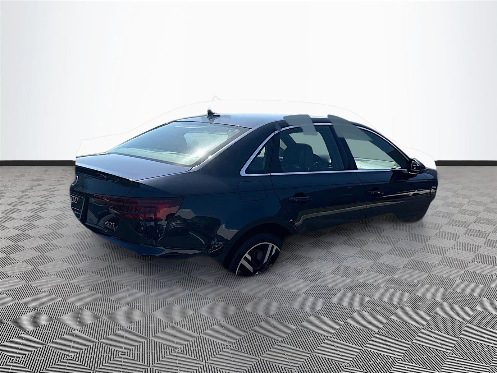 Used 2018 Audi A4 2.0T Premium Plus w/ Premium Plus Package AWD/4WD image 7