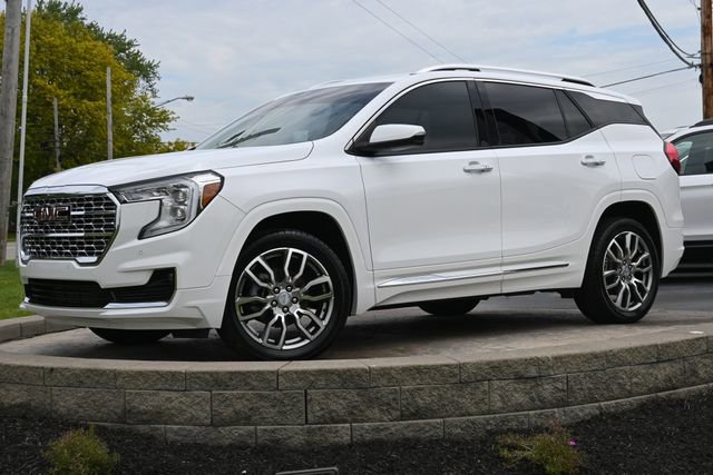 Used 2023 GMC Terrain Denali