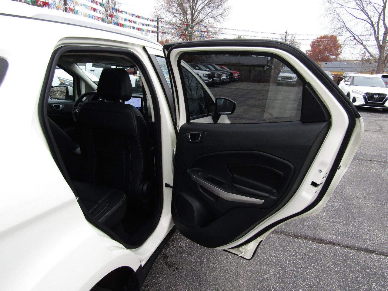 Used 2021 Ford EcoSport Titanium image 23
