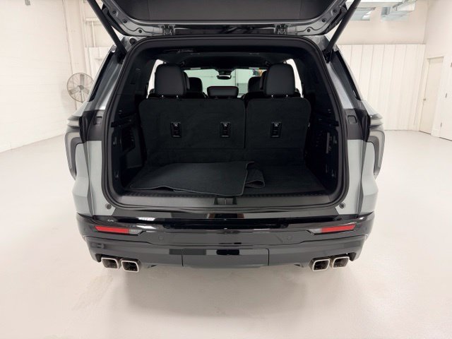 Certified 2026 Chevrolet Traverse RS FWD image 23