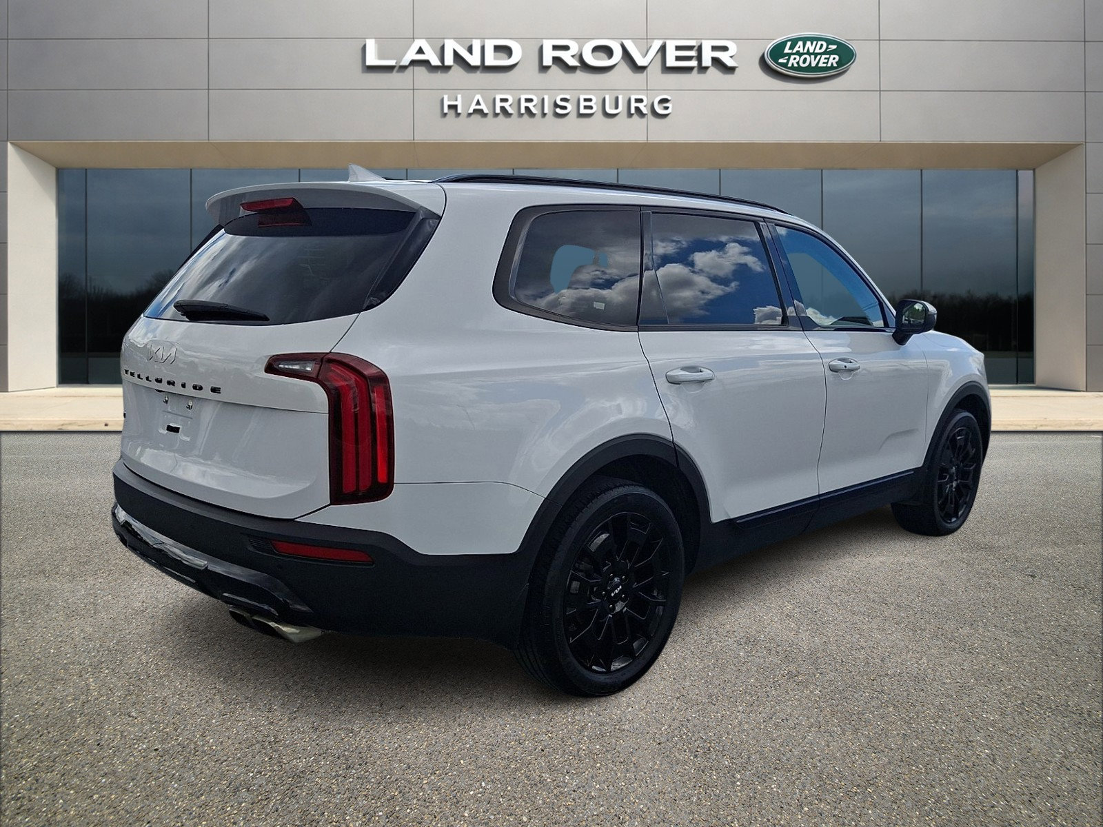 Used 2022 Kia Telluride EX w/ EX Premium Package AWD/4WD image 4