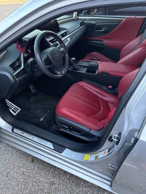 Used 2019 Lexus ES 350 F Sport w/ Accessory Package image 4