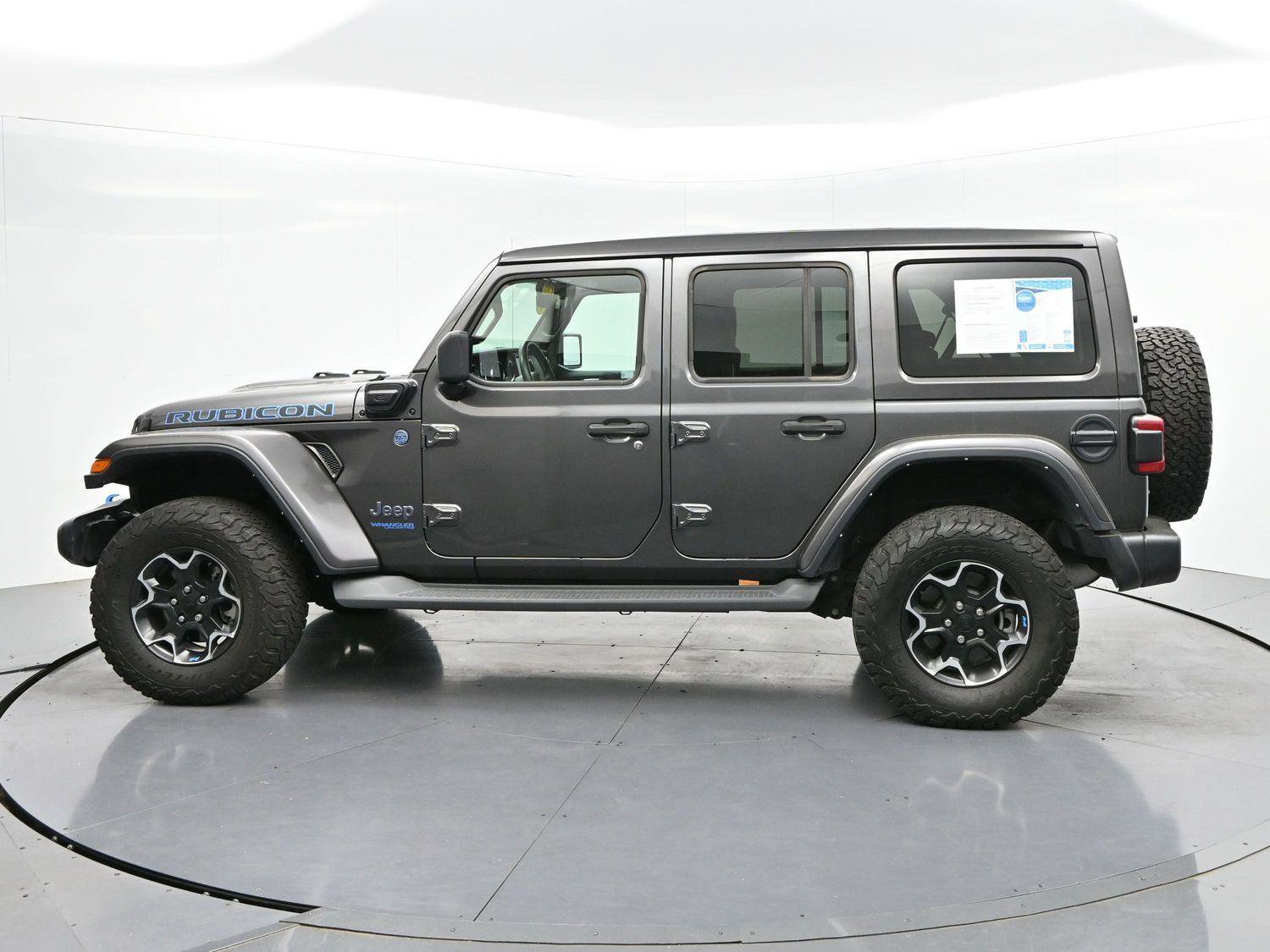 Used 2022 Jeep Wrangler Unlimited Rubicon 4xe image 4