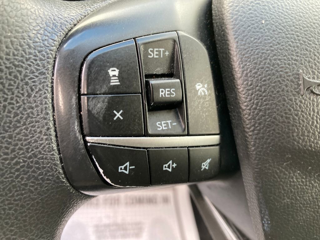 Used 2020 Ford Escape SE image 36